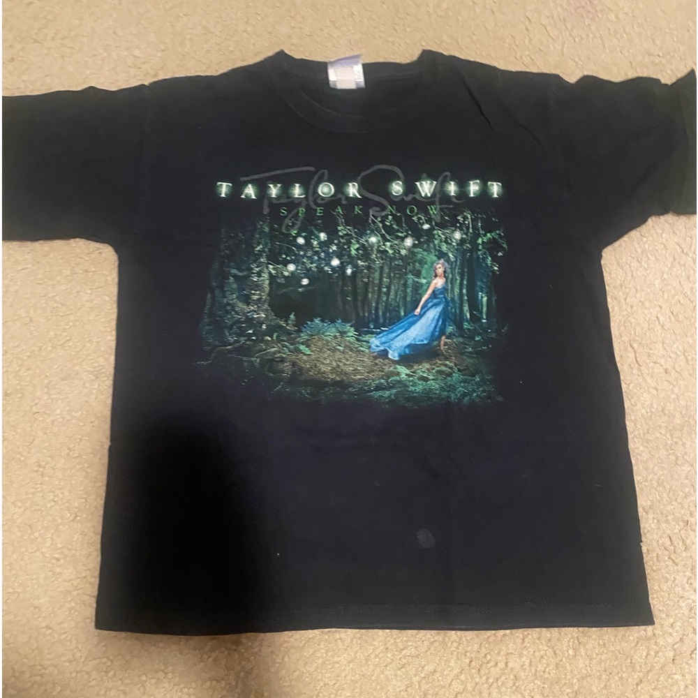Taylor swift shirt